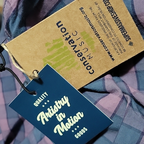 NWT Men's Button-down Artistry in Motion XL Short Mute Purple and Blue - Picture 2 of 3